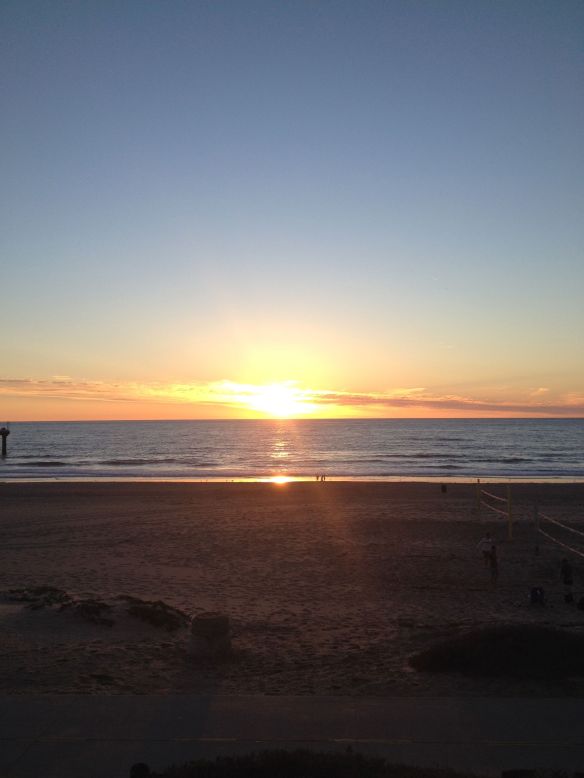 The sun sets in Manhattan Beach California